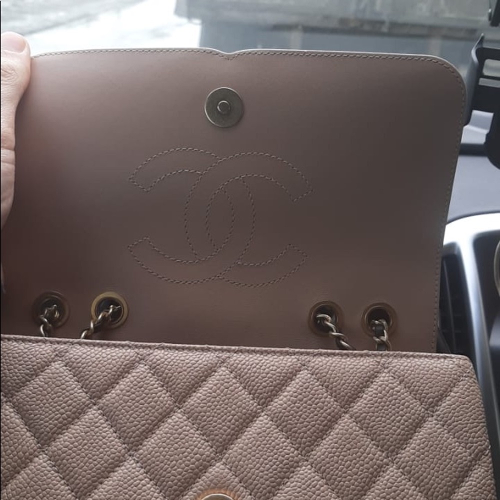 Chanel small two tone filigree bag - Picture 7 of 12